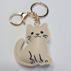 NWT Cute Cat Keychain Bag Charm For Your Purse Purrfect Gift! Beige and Gold!